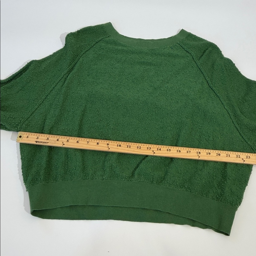 Free People Top Size M Green Cotton Textured Pullover EUC - Picture 5 of 10